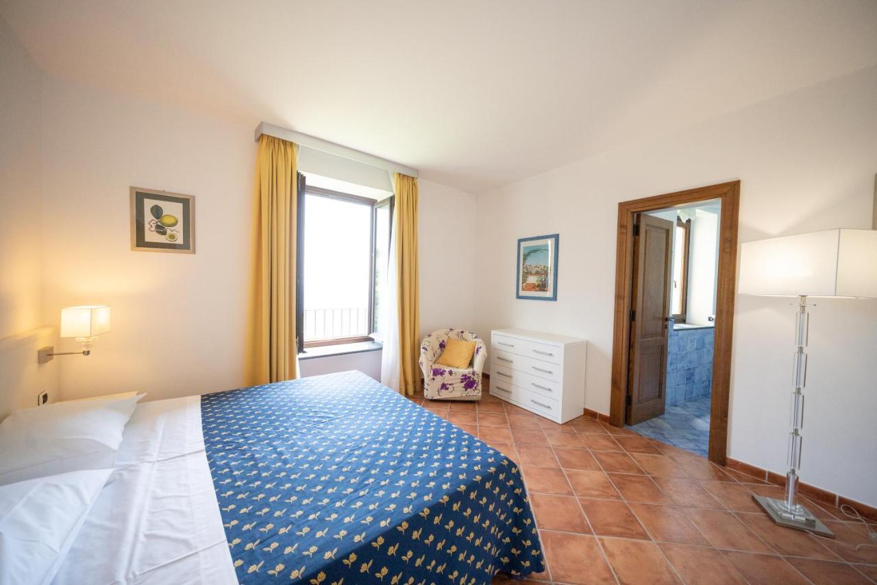 Limoneto Di Ercole Apartment